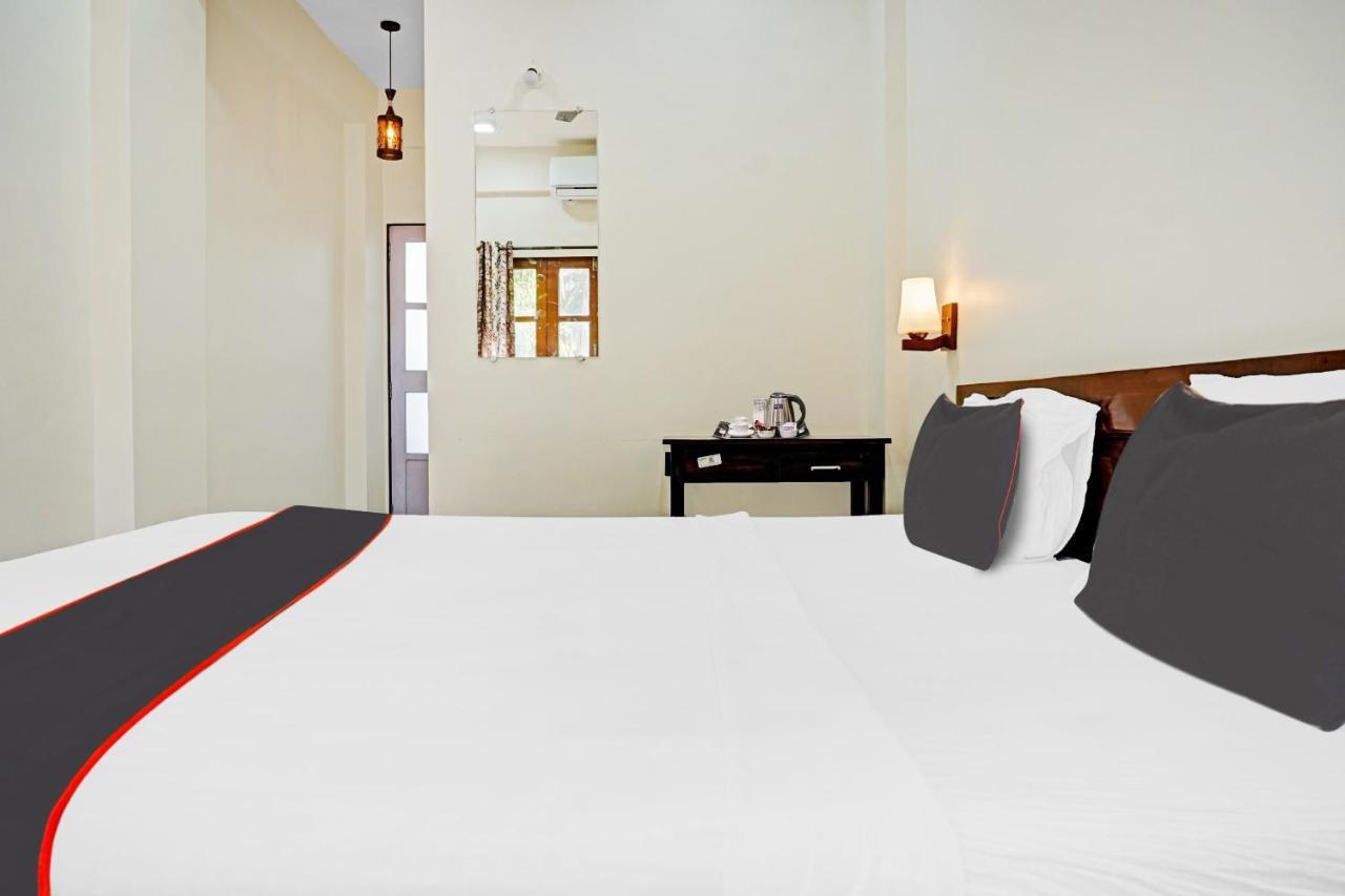 Collection O Shovi Beach View Resort Alībāg Extérieur photo